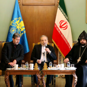 وزیر امور خارجه:همزیستی ارامنه و مسلمانان درایران الگویی مثال‌زدنی است