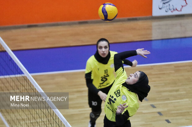 هفته پنجم لیگ برتر والیبال بانوان در تبریز