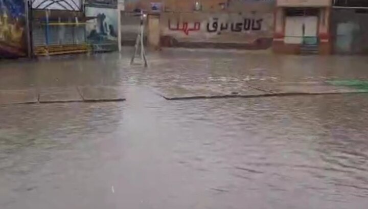 وضعیت خیابان‌های «دیر» پس از بارندگی