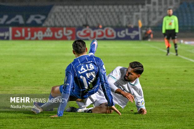 لیگ برتر فوتبال - استقلال  و گل گهر