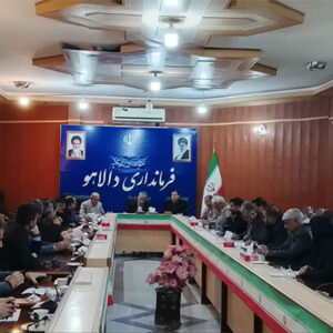 تأکید فرماندار دالاهو بر مهارت‌آموزی متقاضیان تسهیلات اشتغال