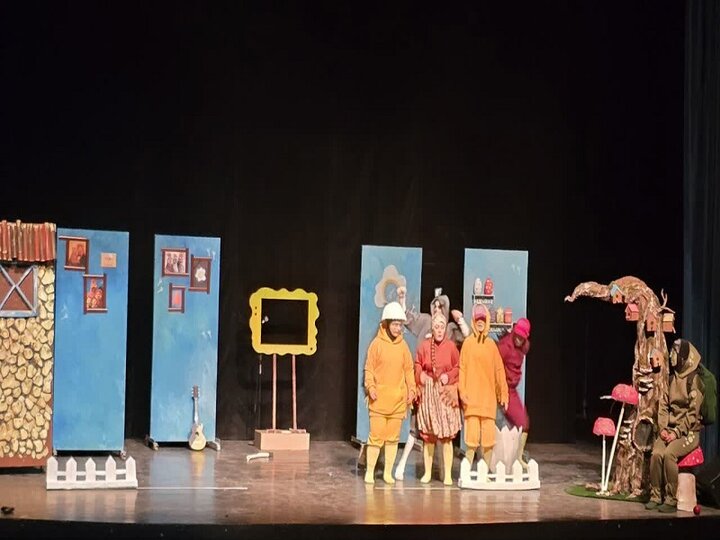 وقتی صحنه نفس میکشد؛ تئاتر توانخواهانه آفتاب در تالار هنر