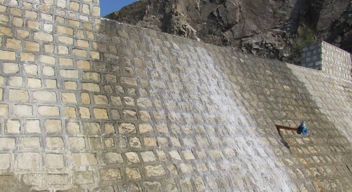 اهمیت سازه‌های آبخیزداری در بشاگرد؛ از کنترل سیلاب تا رونق کشاورزی