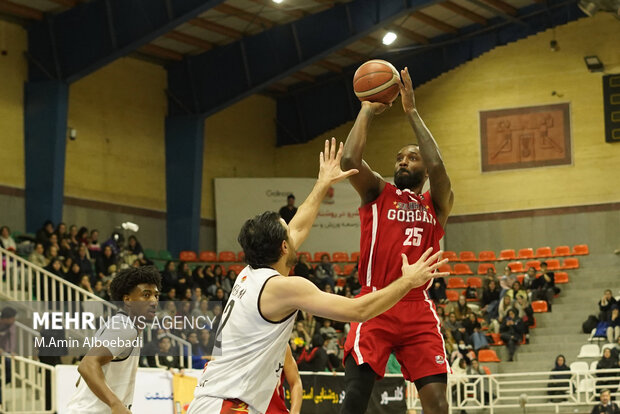 لیگ برتر بسکتبال ؛ گلنور اصفهان و شهرداری گرگان