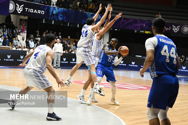 لیگ برتر بسکتبال - استقلال و پالایش نفت
