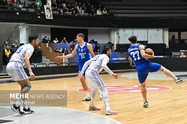 لیگ برتر بسکتبال - استقلال و پالایش نفت