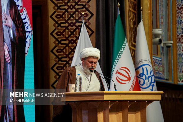 اختتامیه جشنواره هنر آسمانی در قم