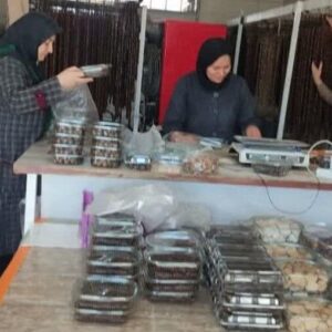 کارآفرینی از دل سنت؛ بانویی که اشتغال را با فرهنگ بومی گره زد