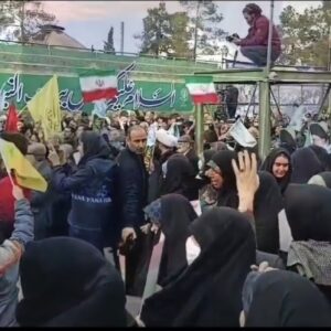 اجتماع مردم غیور و همیشه در صحنه سمنان به مناسبت یوم الله نهم