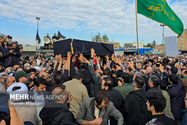 وداع اهواز با عالمِ مردم؛تشییع آیت‌الله شفیعی در صبحی آکنده از وفاداری