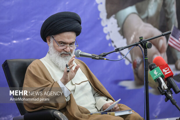 بزرگداشت حماسه 9 دی در مدرسه فیضیه قم