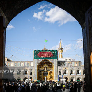 حال و هوای حرم حضرت رضا(ع) در روز ولادت امام جواد(ع)