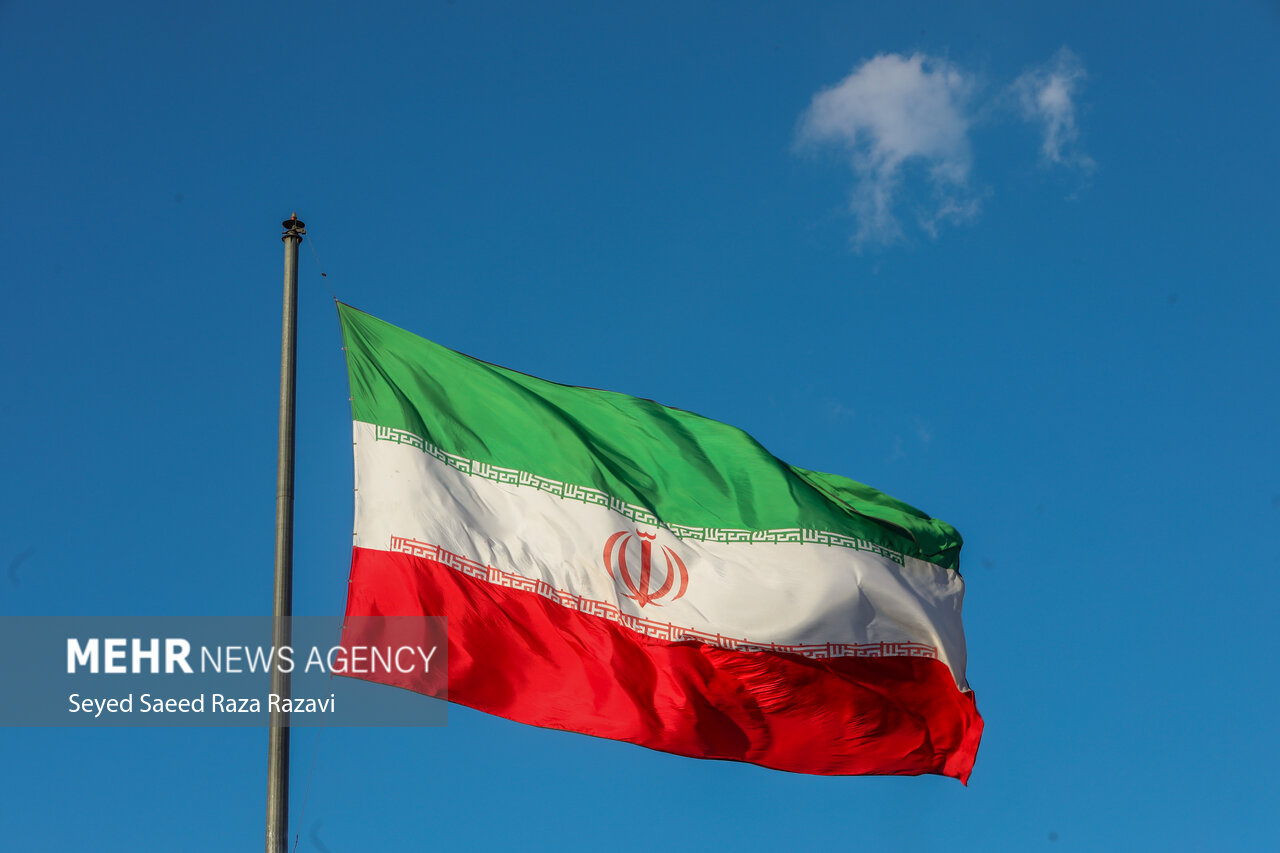 یوم‌الله۹دی؛ روز خنثی‌سازی فتنه‌گری‌ها و دفاع از ستون فقرات انقلاب بود