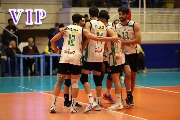 بازیکنانی در لیگ برتر والیبال داریم که کارت ملی ندارند/ بودجه نصف شد!