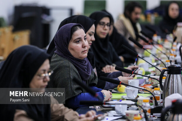 نشست دهمین جشنواره ملی اسباب بازی