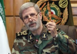 فرمانده ارتش: تهدید دشمن بدون پاسخ نمی‌ماند