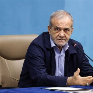 پزشکیان: مبارزه با قاچاق سوخت از سرمنشأهای اصلی آغاز شود