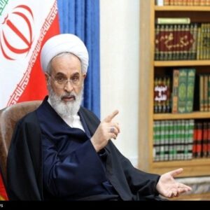 آیت‌الله اعرافی: اعتکاف باید مردمی بماند