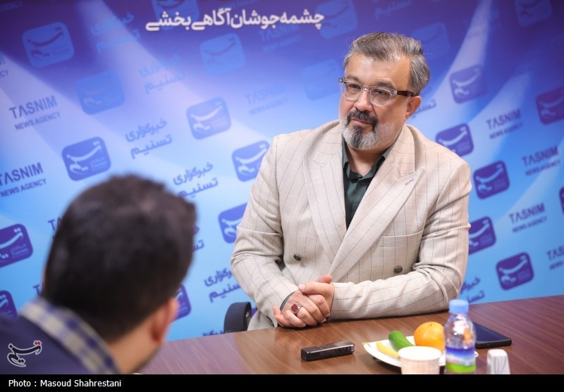 مجری , مجریان تلویزیون ایران , تلویزیون , صدا و سیما , هنرمندان ,