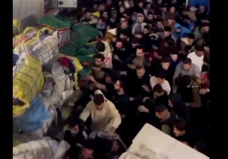 پشت‌پرده ویدیوی جنجالی غارت انبار یک فروشگاه