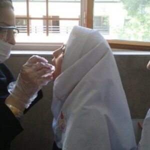 اجرای وارنیش‌ فلورایدتراپی برای بیش‌از ۱۳هزار دانش‌آموز در غرب هرمزگان