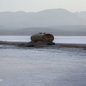ریزگرد دریاچه نمک اصفهان را تهدید می‌کند؛ توقف پروژه شهرک شیمیایی