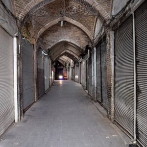 کسبه کرمانشاه: زیر سایه تهدید و ارعاب ضدانقلاب مغازه‌ها را بستیم