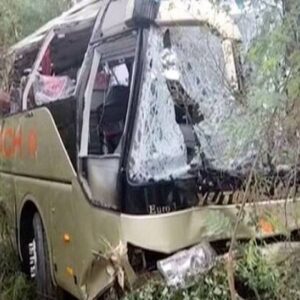 ۴ کشته و ۲۳ زخمی در تصادف اتوبوس در نپال