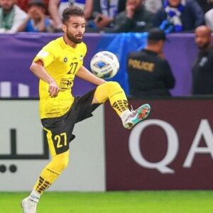 هافبک سپاهان به پیکان پیوست