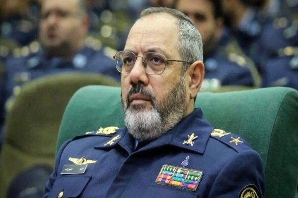 وزیر دفاع: دشمن به‌دنبال تضعیف بنیان‌های دینی و اخلاقی جامعه است