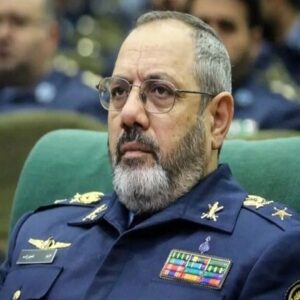 وزیر دفاع: دشمن به‌دنبال تضعیف بنیان‌های دینی و اخلاقی جامعه است