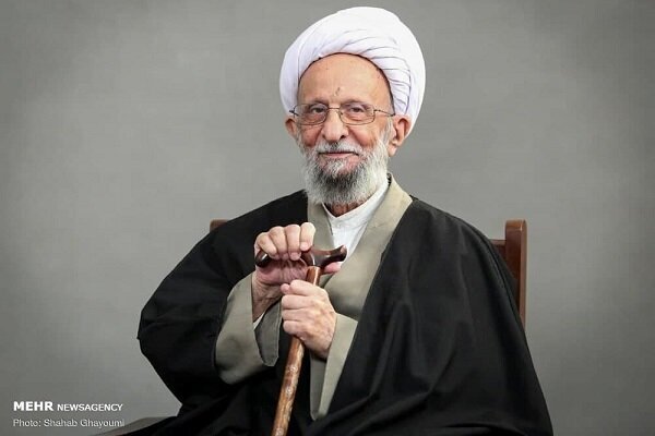 علامه مصباح یزدی؛ حکیم مجاهد انقلاب و بنیانگذار علوم انسانی اسلامی