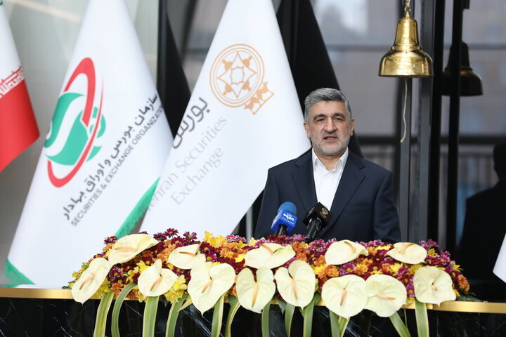 اجرای سیاست ارز تک نرخی به نفع بازار سرمایه تمام می‌شود