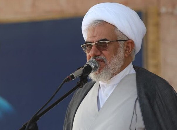 هشدار امام جمعه بندرعباس درباره پیامدهای زیست‌محیطی توسعه نامتوازن