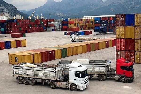 ۴.۵ میلیون تن کالا در بندر وجود دارد