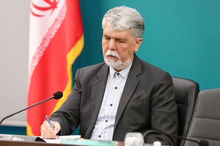 وزیر فرهنگ و ارشاد اسلامی وارد استان قزوین شد