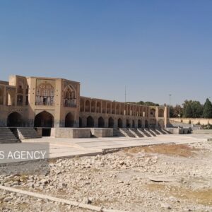 هوای اصفهان در مرز آلودگی؛ وضعیت خمینی‌شهر قرمز شد