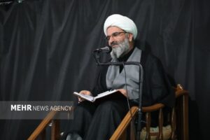 دشمن به دنبال تضعیف ایران؛ بصیرت افزایی سیاسی و دینی راه مقابله است