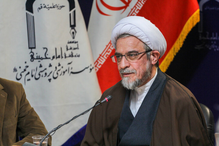 علامه مصباح یزدی؛ حکیم مجاهد انقلاب و بنیانگذار علوم انسانی اسلامی