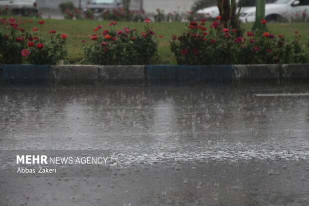 سامانه بارشی جدید فردا جمعه وارد لرستان می‌شود