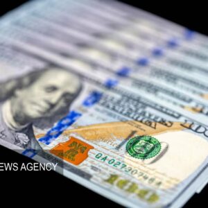 صف فروش ارز صادرکنندگان؛ سیگنال مهار قیمت دلار صادر شد؟