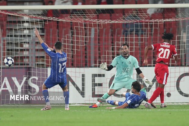 فریبا: کادر فنی استقلال نباید تغییر کند/ هیچ تیمی در آسیا آسان نیست