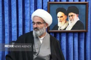 تأکید نماینده ولی فقیه در سمنان بر تبیین احکام و سیره شهدا در اعتکاف