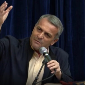 بحران معیشتی چهارمحال و بختیاری نیازمند تشکیل قرارگاه اقتصادی است