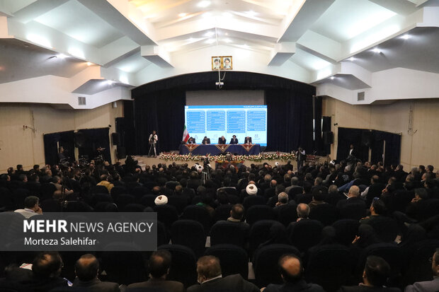 روز دوم سفر رئیس‌جمهور به چهارمحال و بختیاری