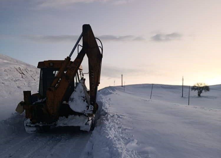 سقز در آغوش سپیدی؛ روایت همدلی، ایثار و مدیریت بحران در دل کولاک