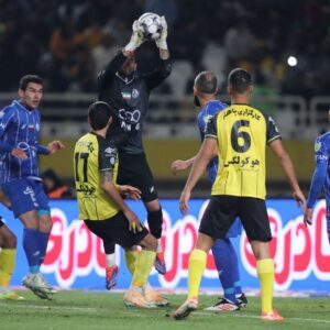 یکه: بردن سپاهان حاشیه‌های استقلال را تمام کرد/ کمیته فنی باید باشد