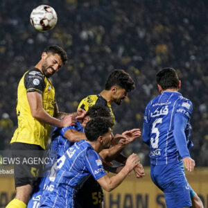 لیگ برتر فوتبال – سپاهان و استقلال