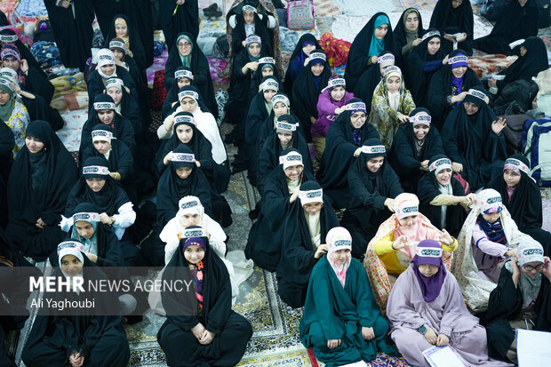 رشد ۷۲ درصدی اعتکاف در آذربایجان شرقی؛ حضور ۴۳ هزار معتکف در ۲۴۳ مسجد
