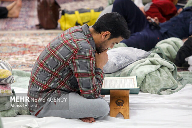 ۱۸ هزار نفر در ۲۲۰ مسجد چهارمحال‌وبختیاری معتکف شدند
